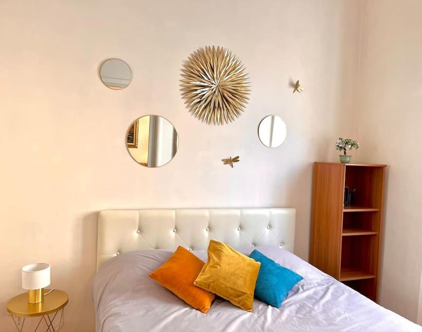 Elegant House In Apartment Rom