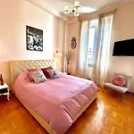 Elegant House In Rome
